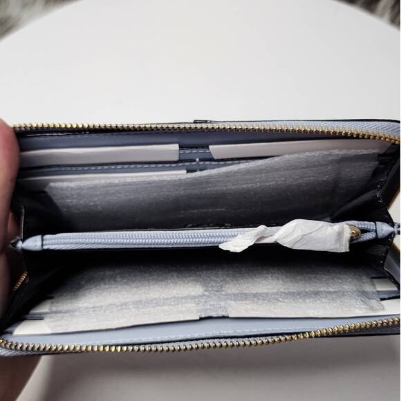 Victoria's Secret The Victoria Wallet Limited Edition Skyflower Blue Croc Pebble - Picture 4 of 6